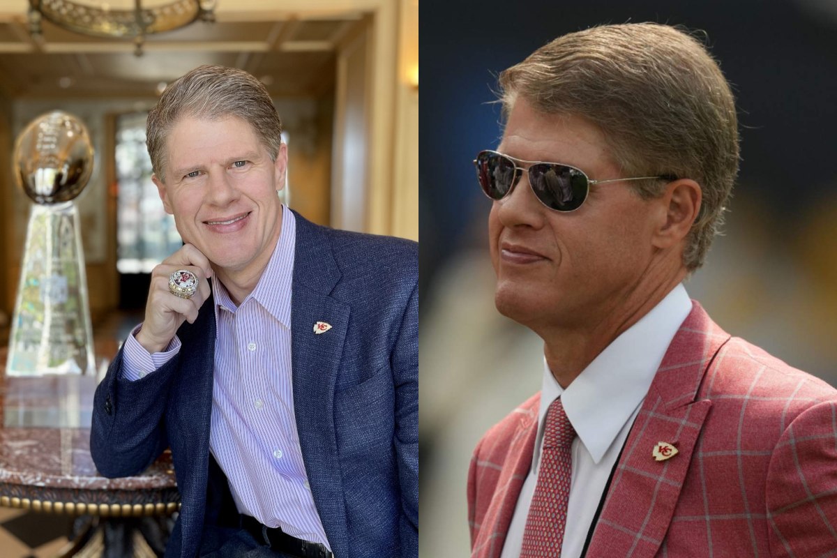 Clark Hunt Biography